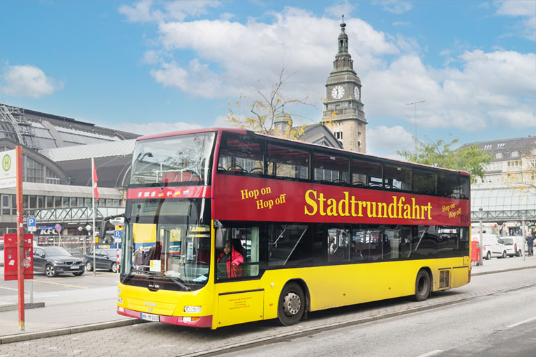 Bus vor Hauptbahnhof